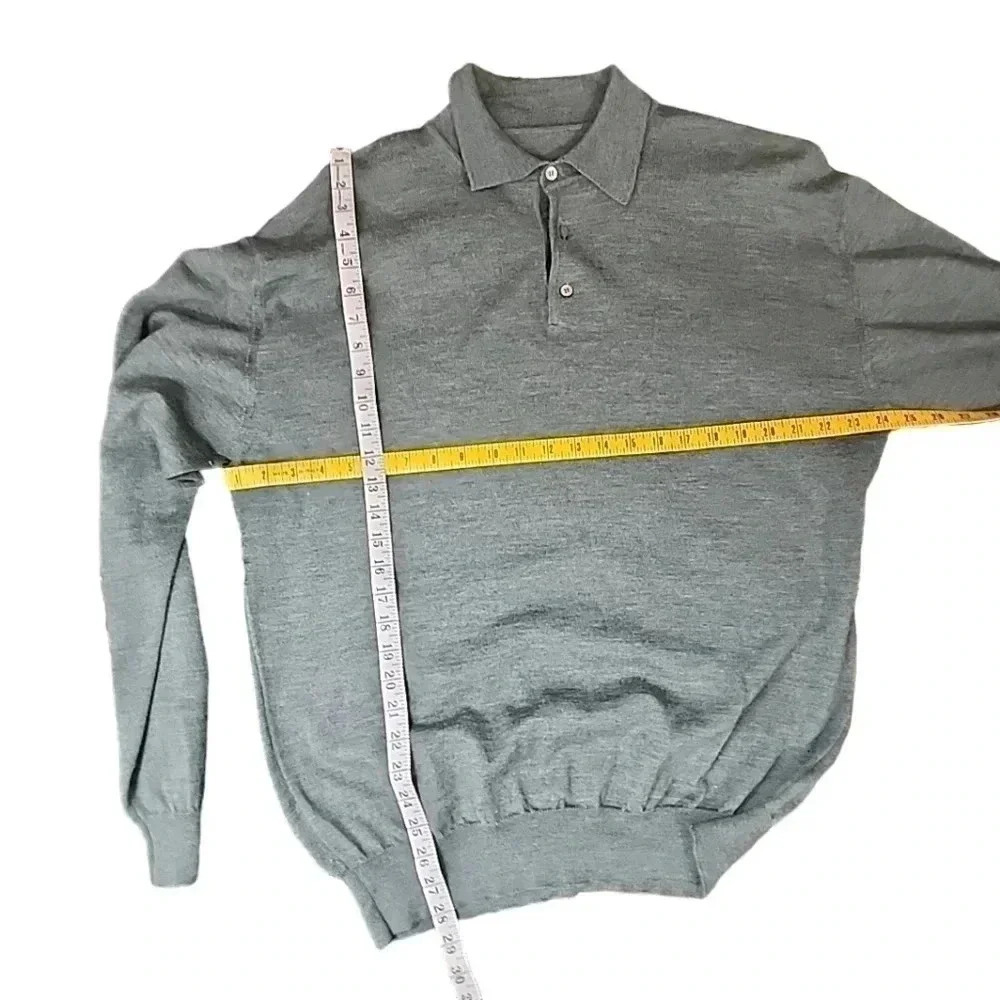 Brook Brothers Wool/ Silk and Cashmere Men Olive Green light weight sweater. - Picture 7 of 9